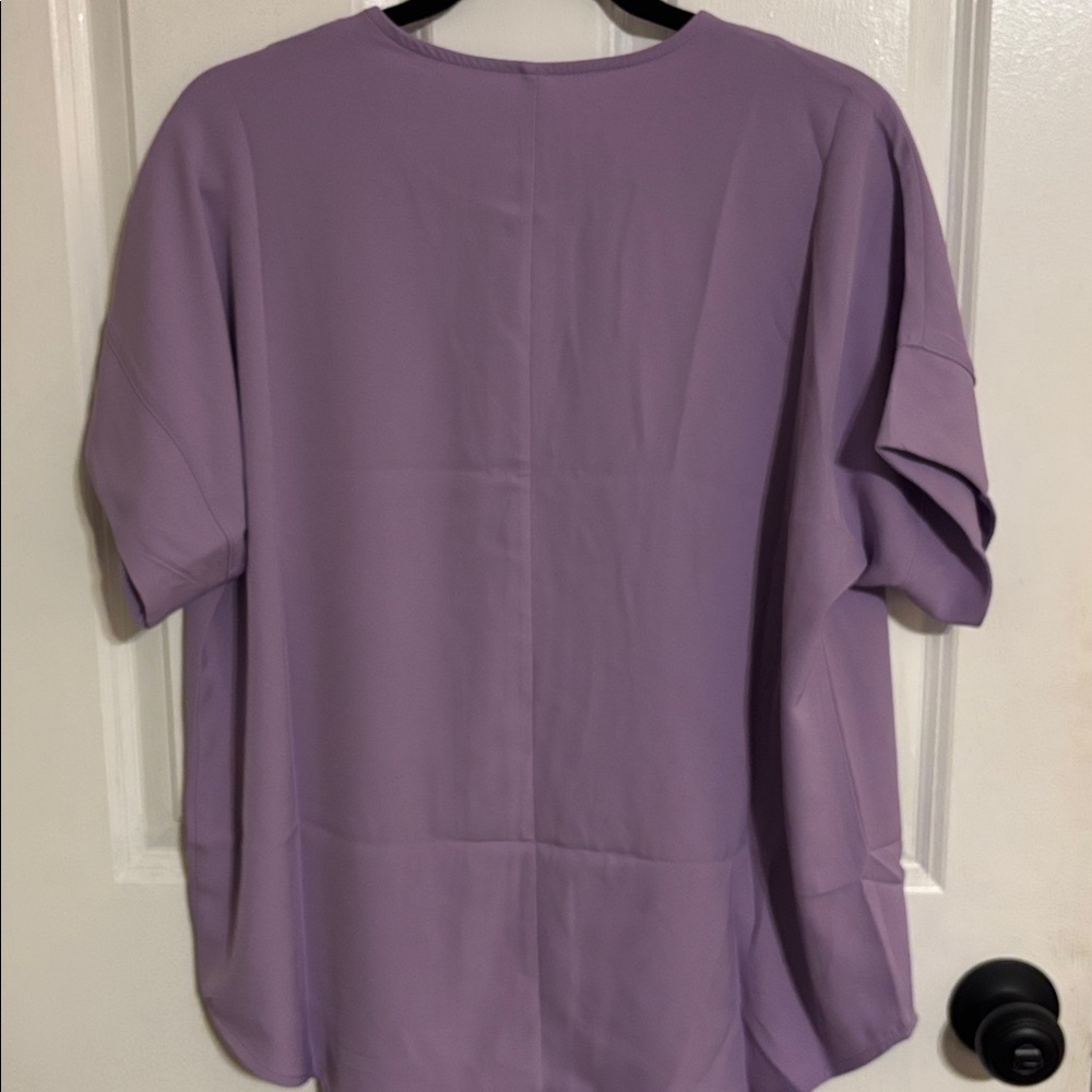 Zenana V-neck Short Sleeve Tunic Top - Picture 4 of 5